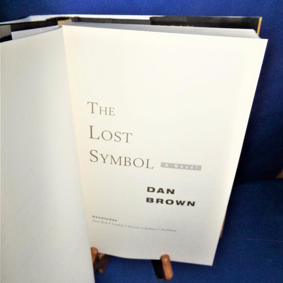 Robert Langdon: The Lost Symbol by Dan Brown (2009, 1st Edition Hardcover Book) - Picture 5 of 6
